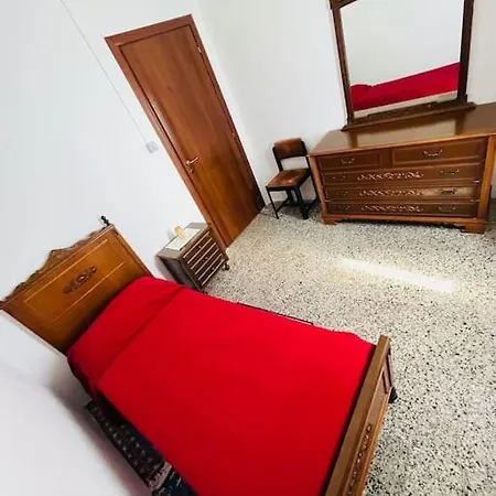 Mare E Montagna بيت للعطل *